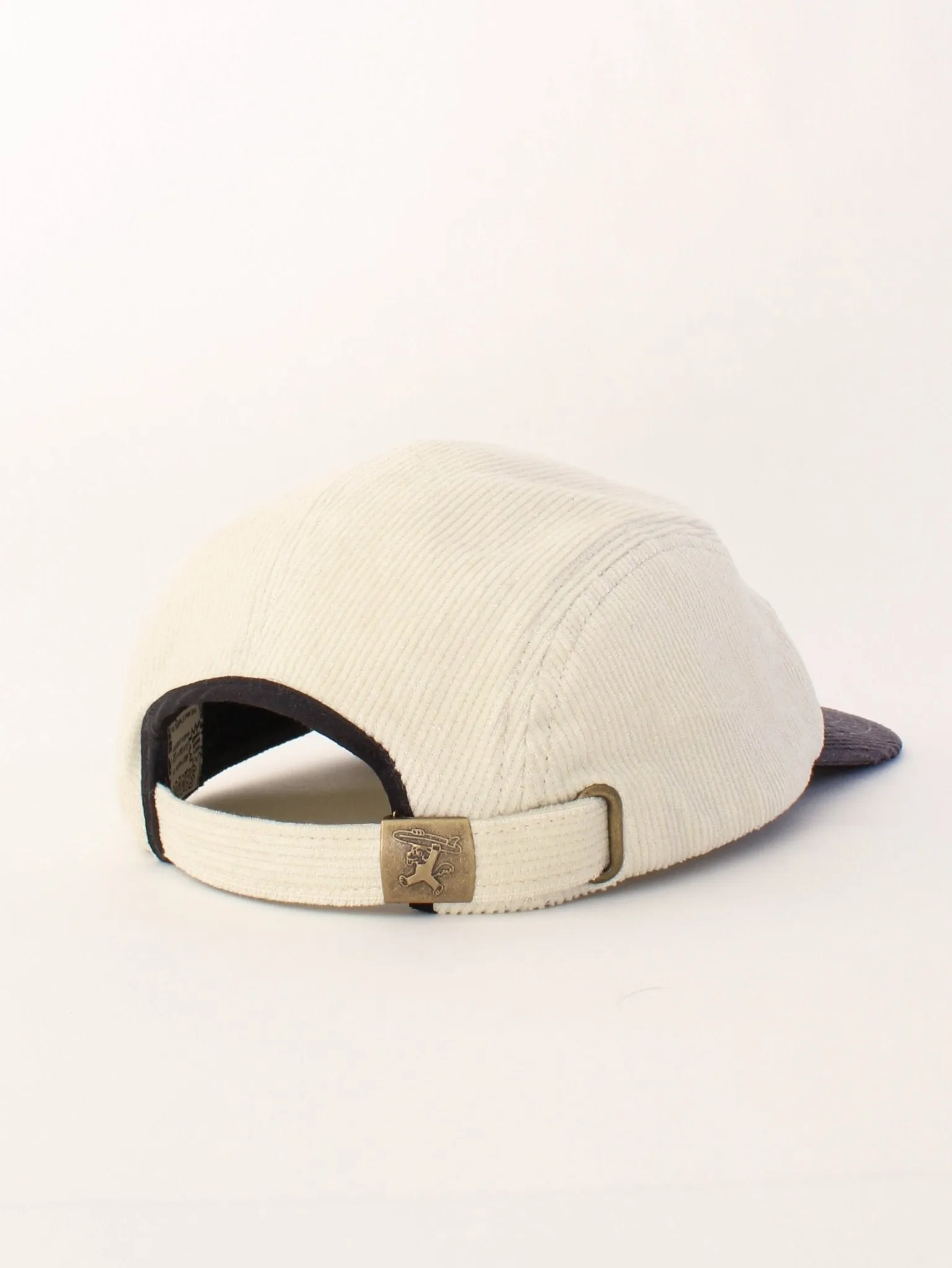 NINE LIVES 5 PANEL