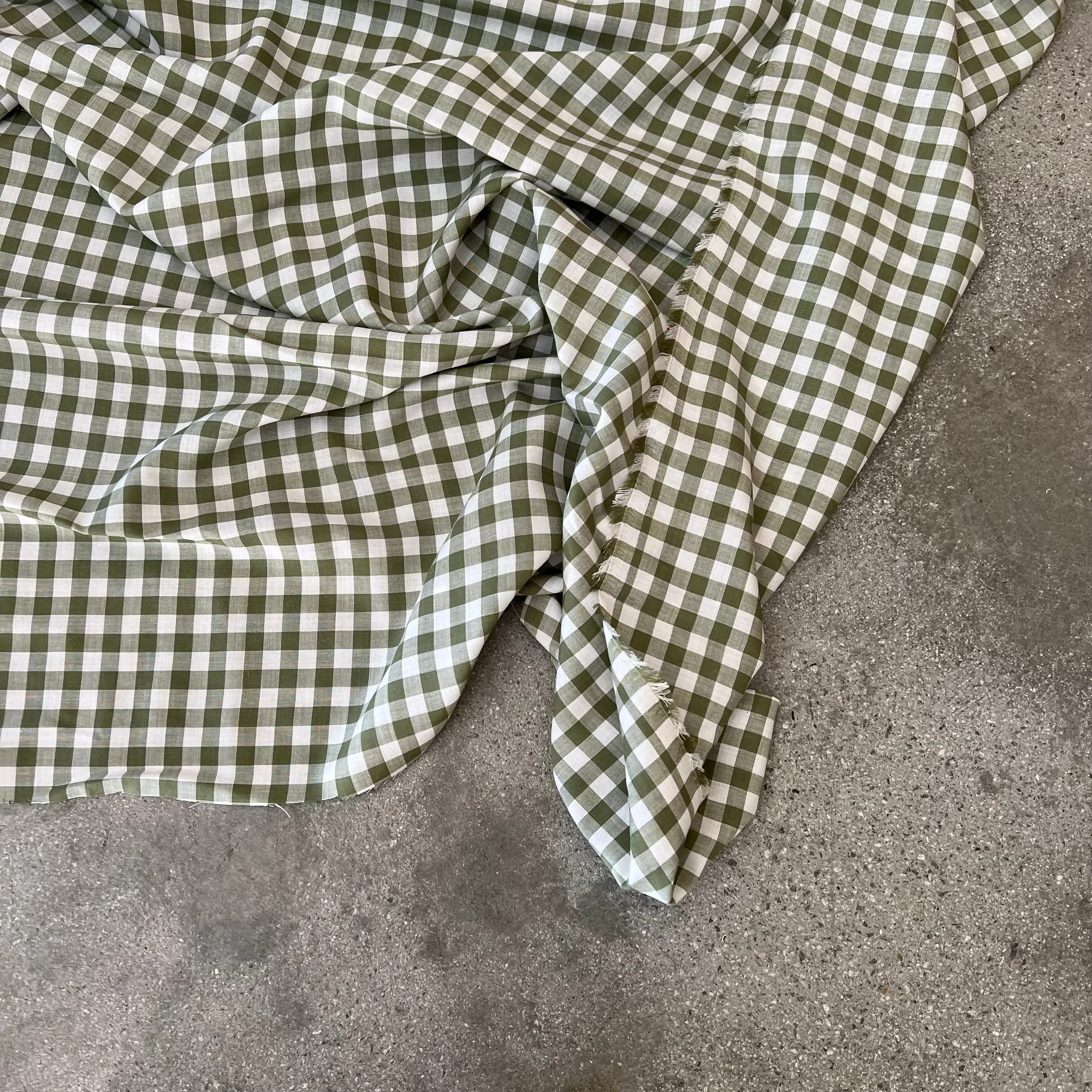 Sample Checkers Pine