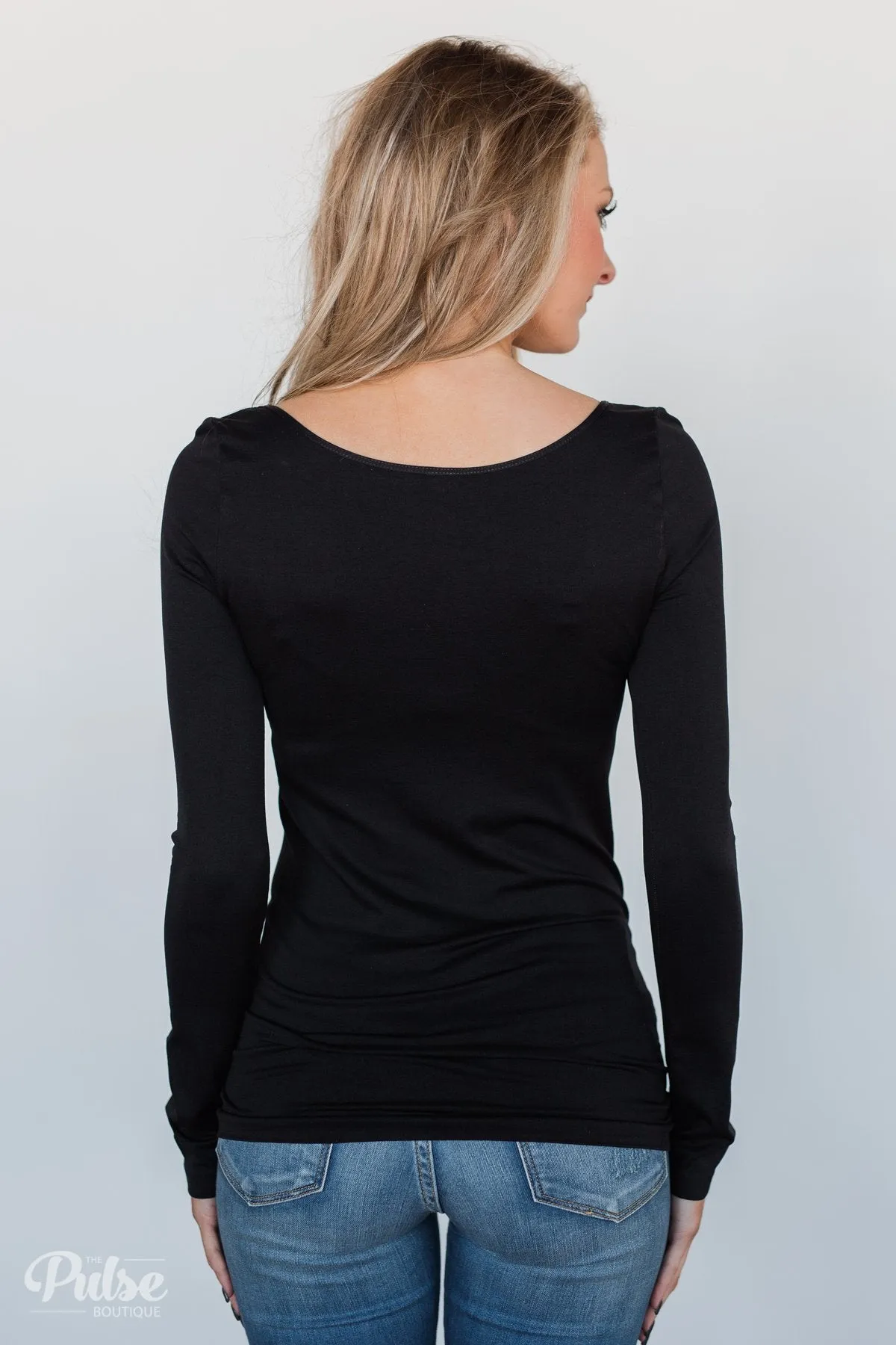 Seamless Scoop Neck Long Sleeve Top- Black