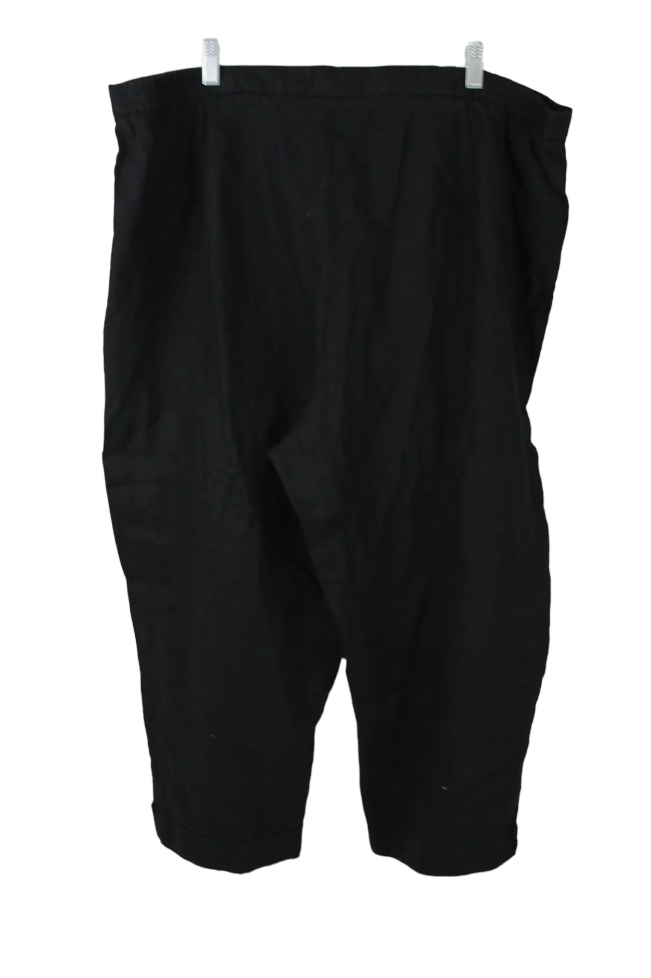 Silhouttes Black Linen Capri | 24W