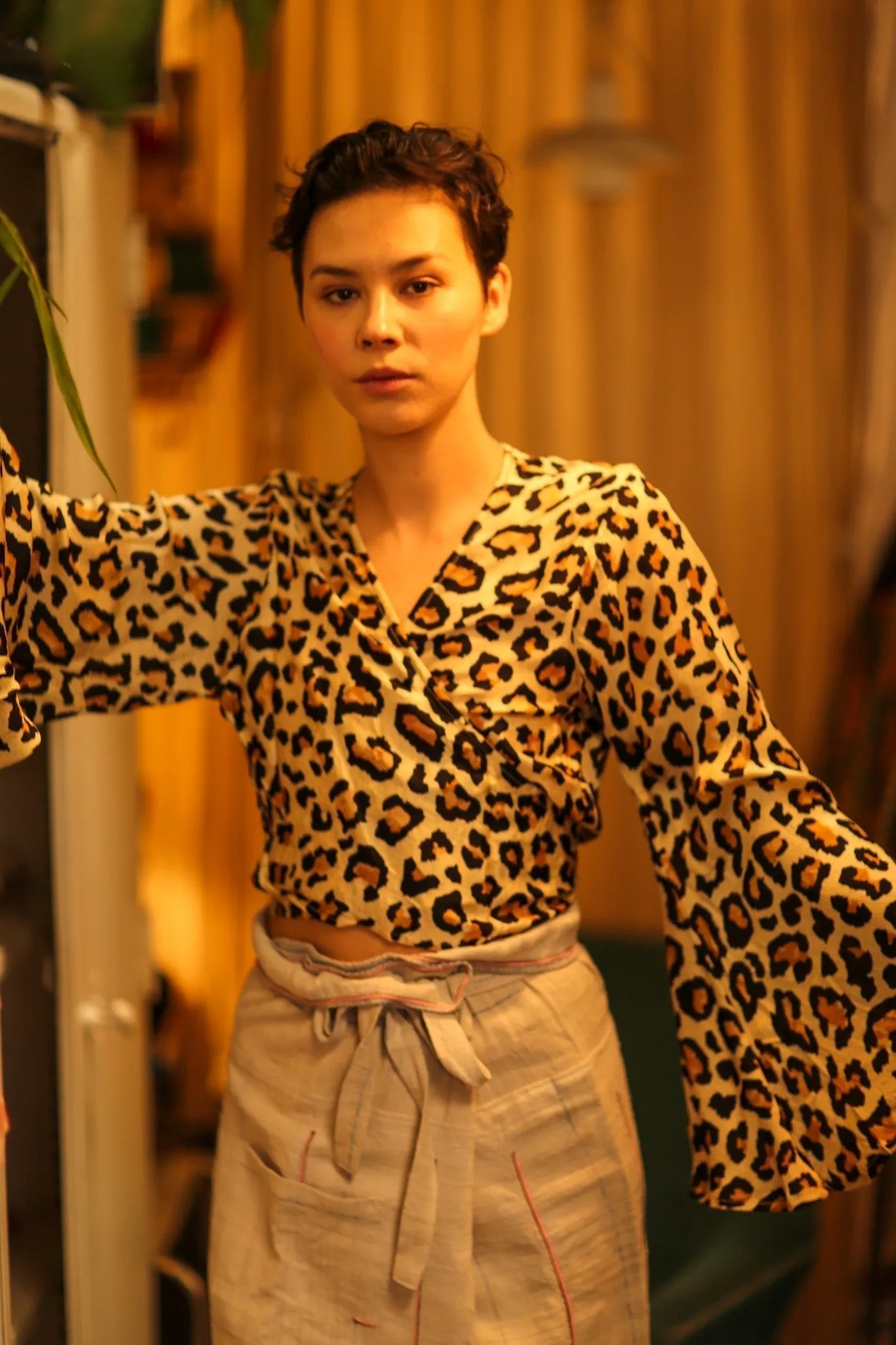 SILK WRAP TOP AURELIA LIGHT LEOPARD
