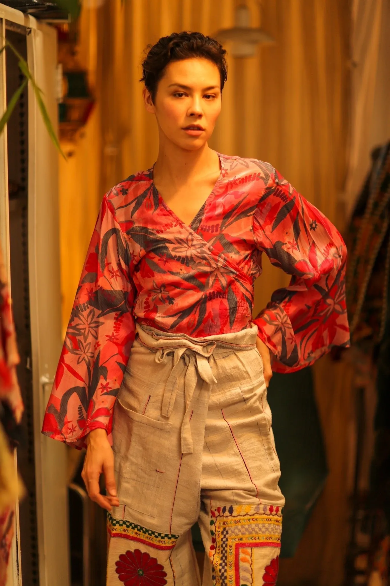 SILK WRAP TOP AURELIA PINK JUNGLE