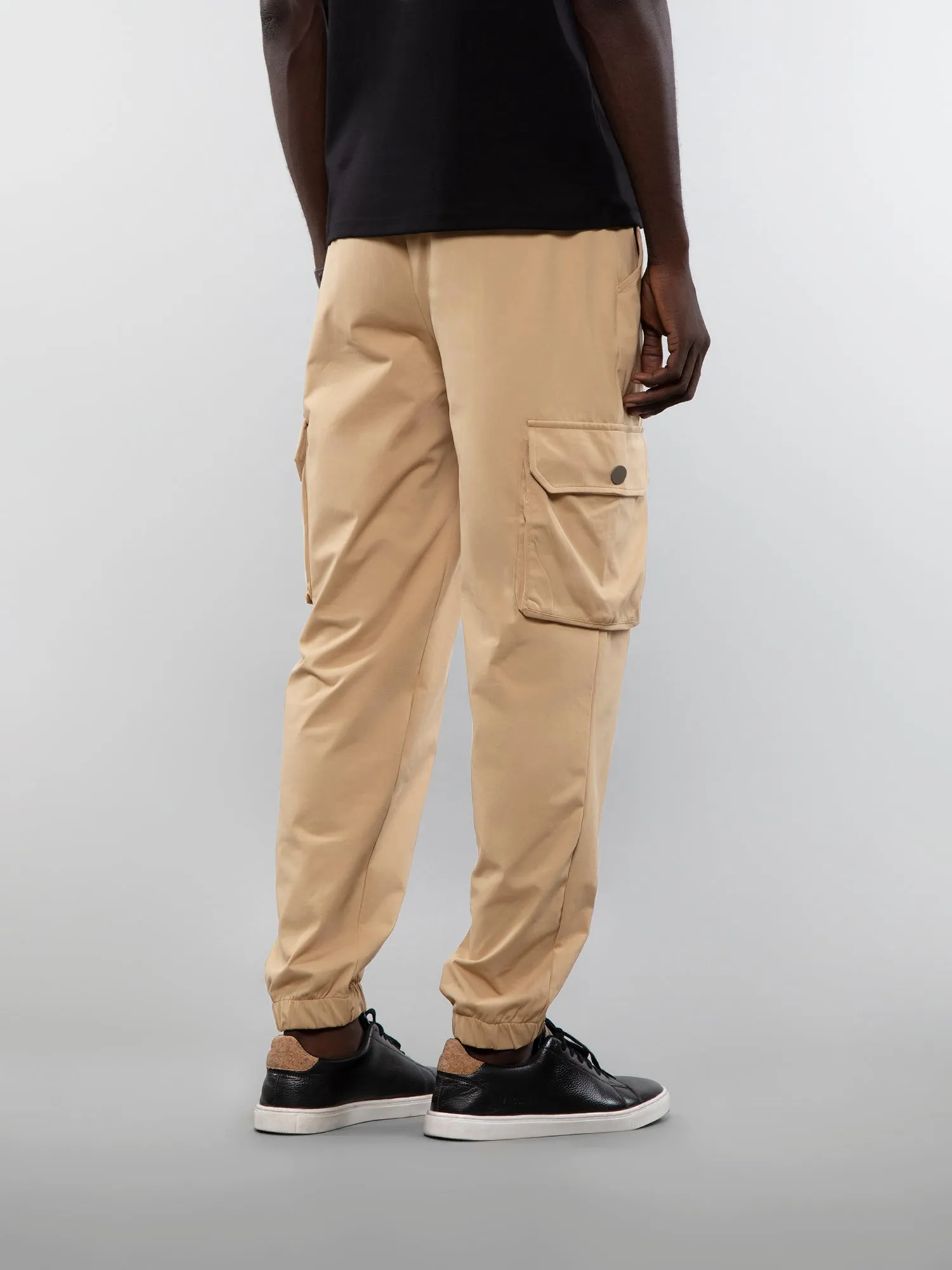 Six pocket cargo pants