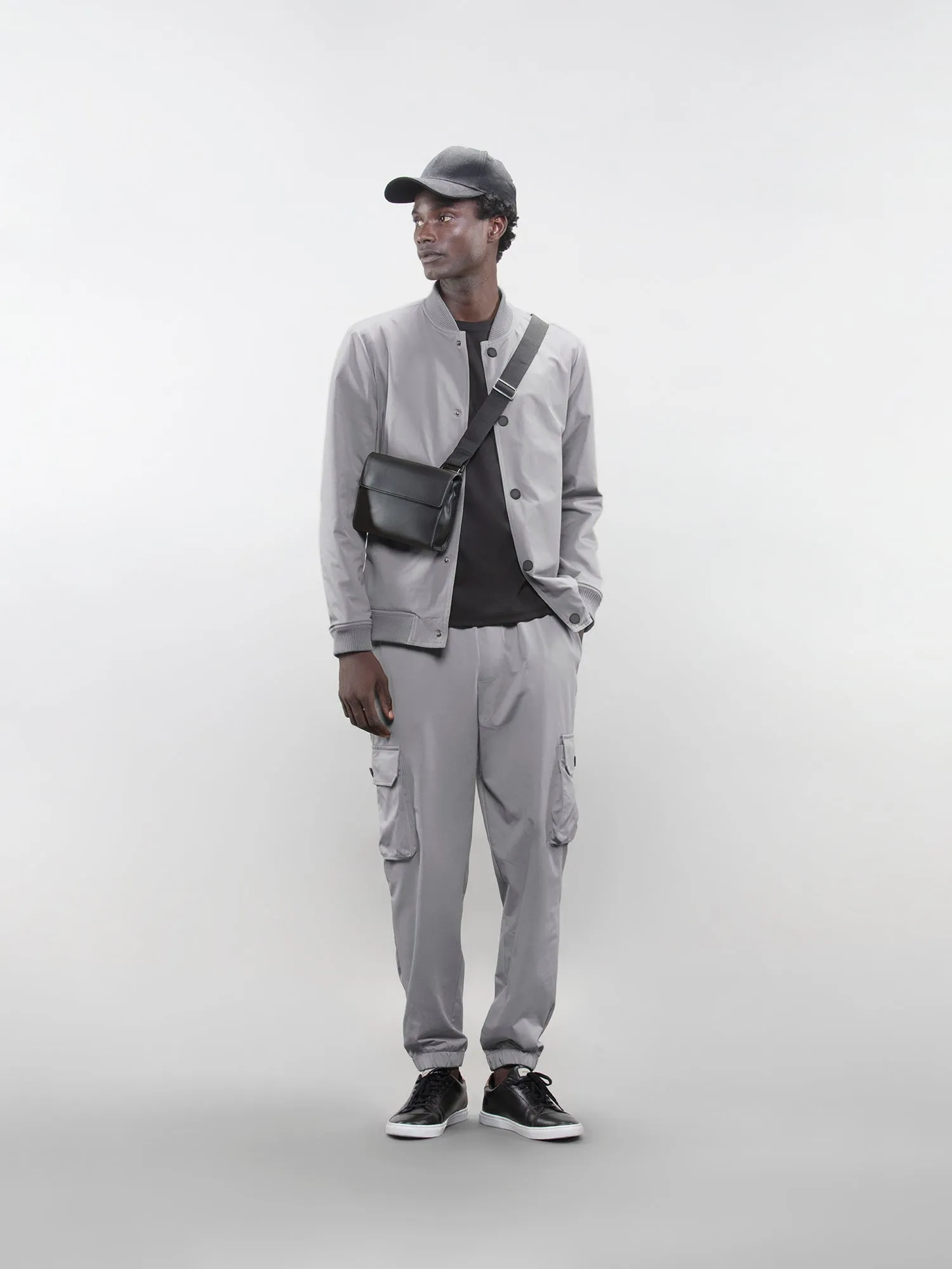 Six pocket cargo pants