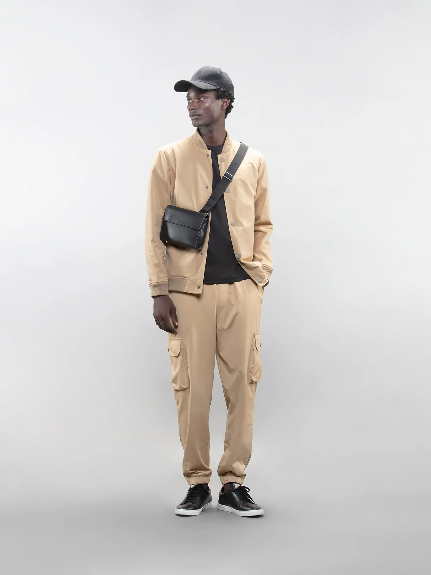 Six pocket cargo pants