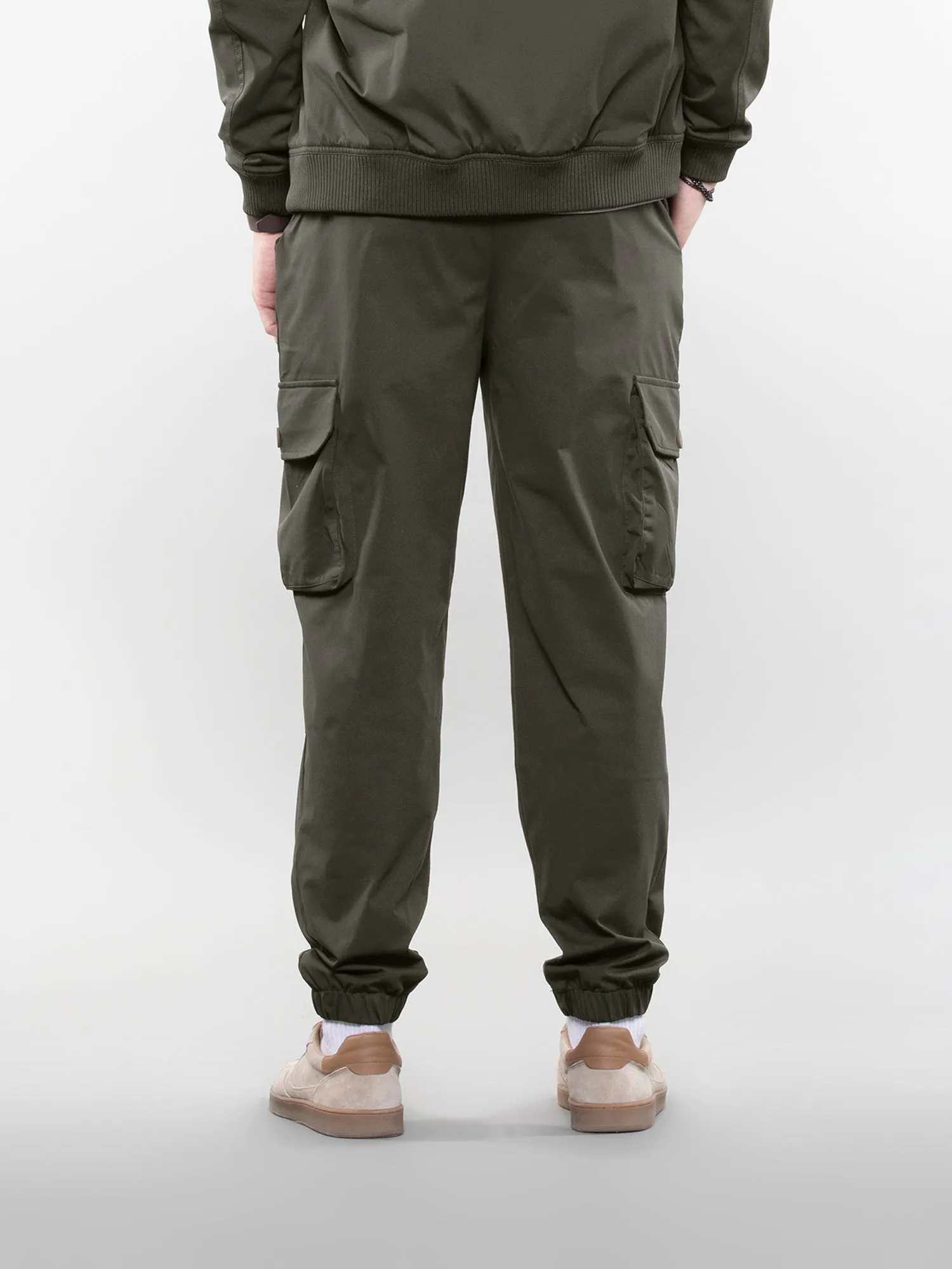 Six pocket cargo pants