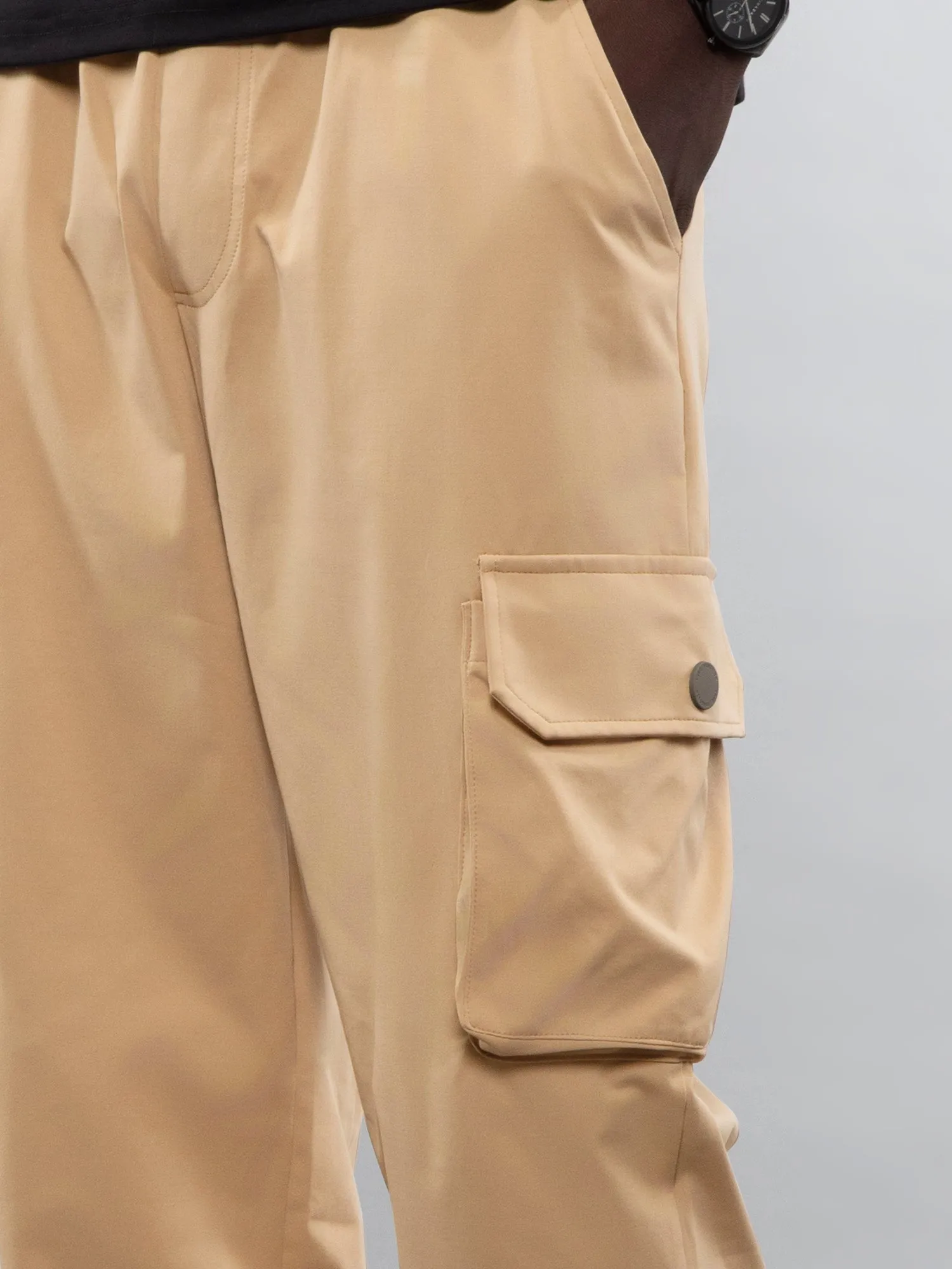 Six pocket cargo pants