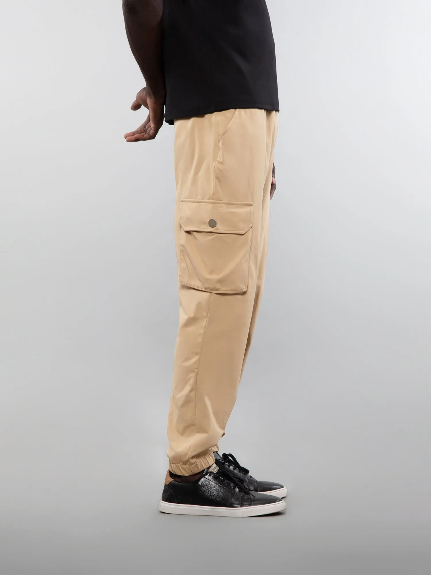 Six pocket cargo pants