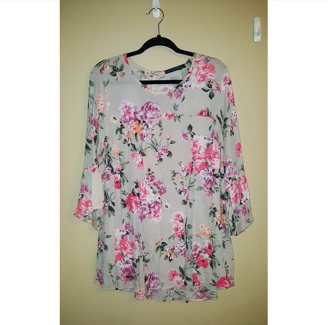   Size Woven Floral Tunic Top