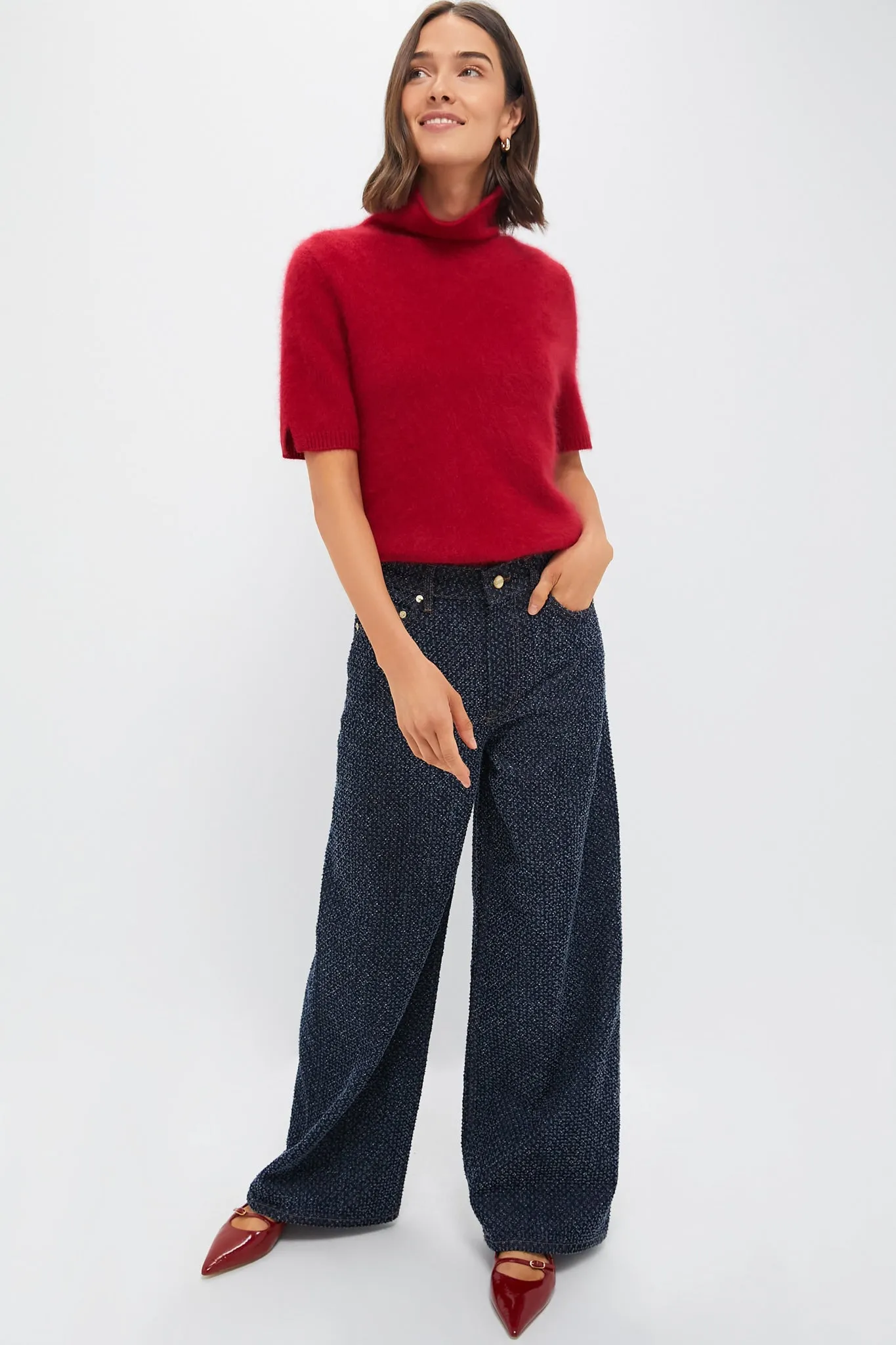 Smart-enabled Lipstick Red Trendy Turtleneck Cuddle