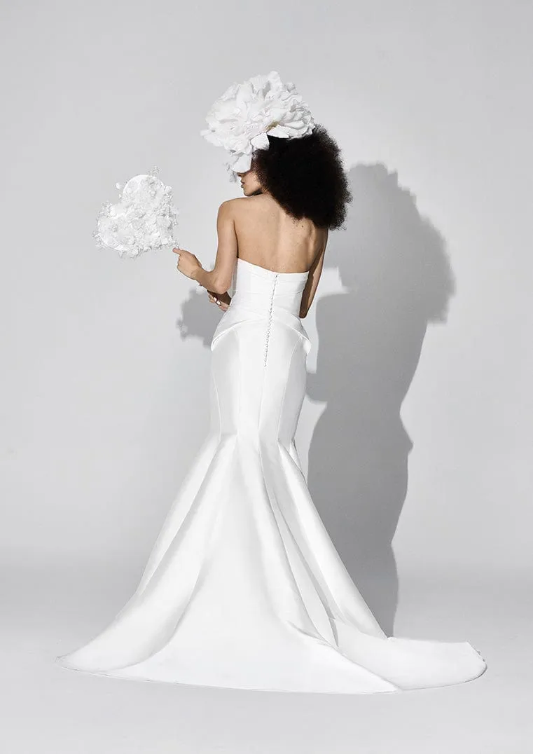 Vera Wang: Kimberly