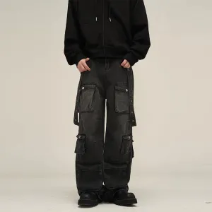 Washed Multi-pocket Ccargo eans