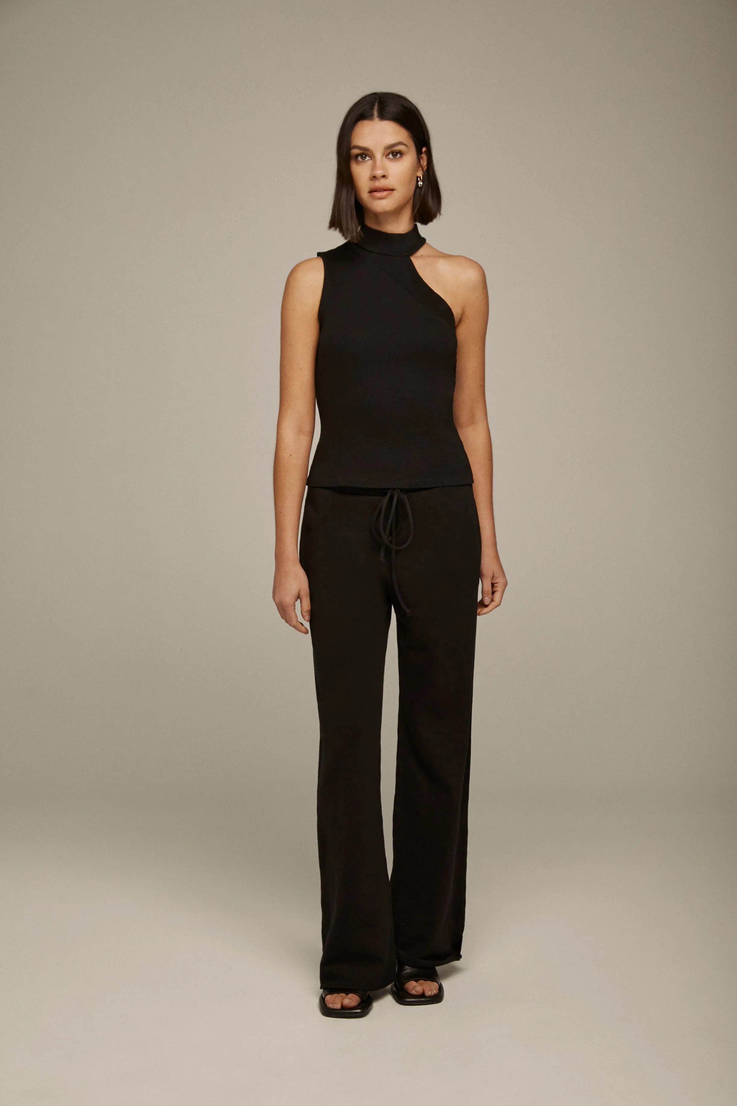 Wide Leg Drawstring Pant