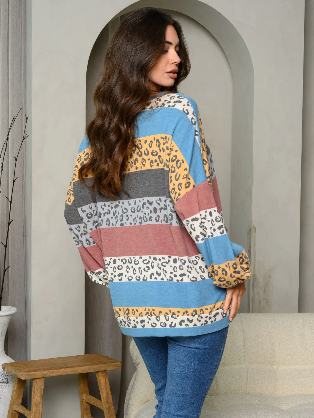 WOMEN'S LONG SLEEVE ANIMAL PRINT COLORBLOCK TOP