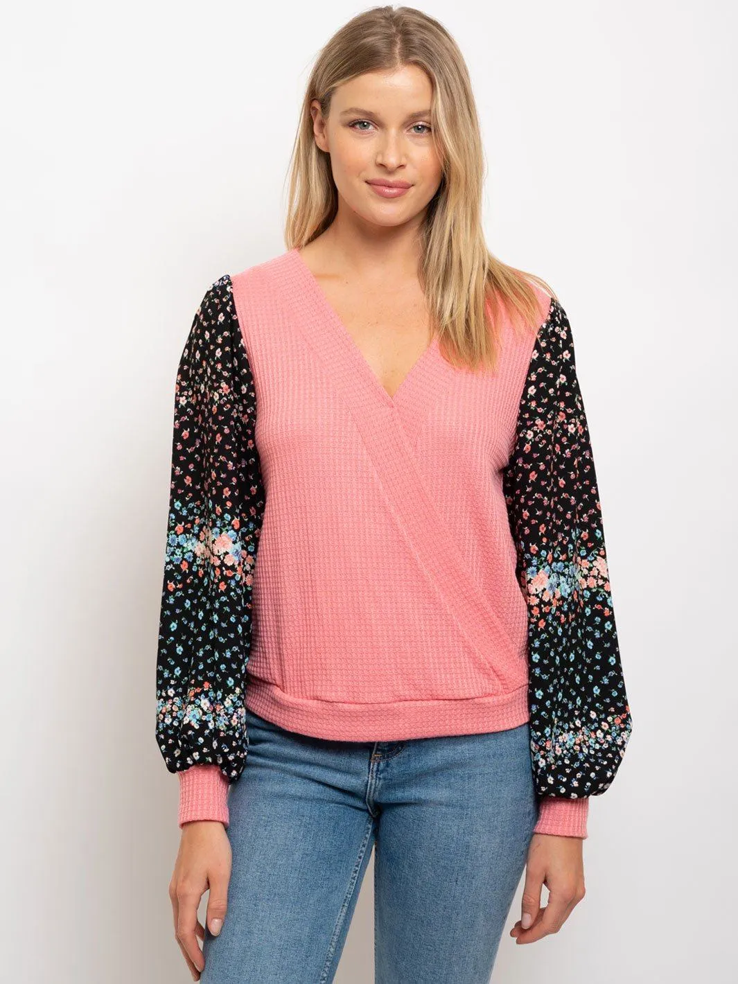 WOMEN'S LONG SLEEVE SURPLICE WAFFLE CONTRAST TOP