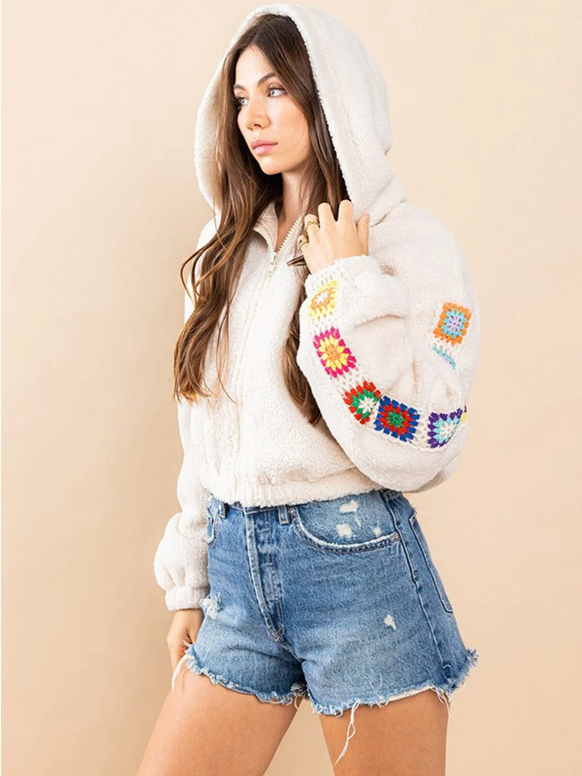 WOMEN'S LONG SLEEVE ZIP UP DETAILED HOODED SHERPA JACKET