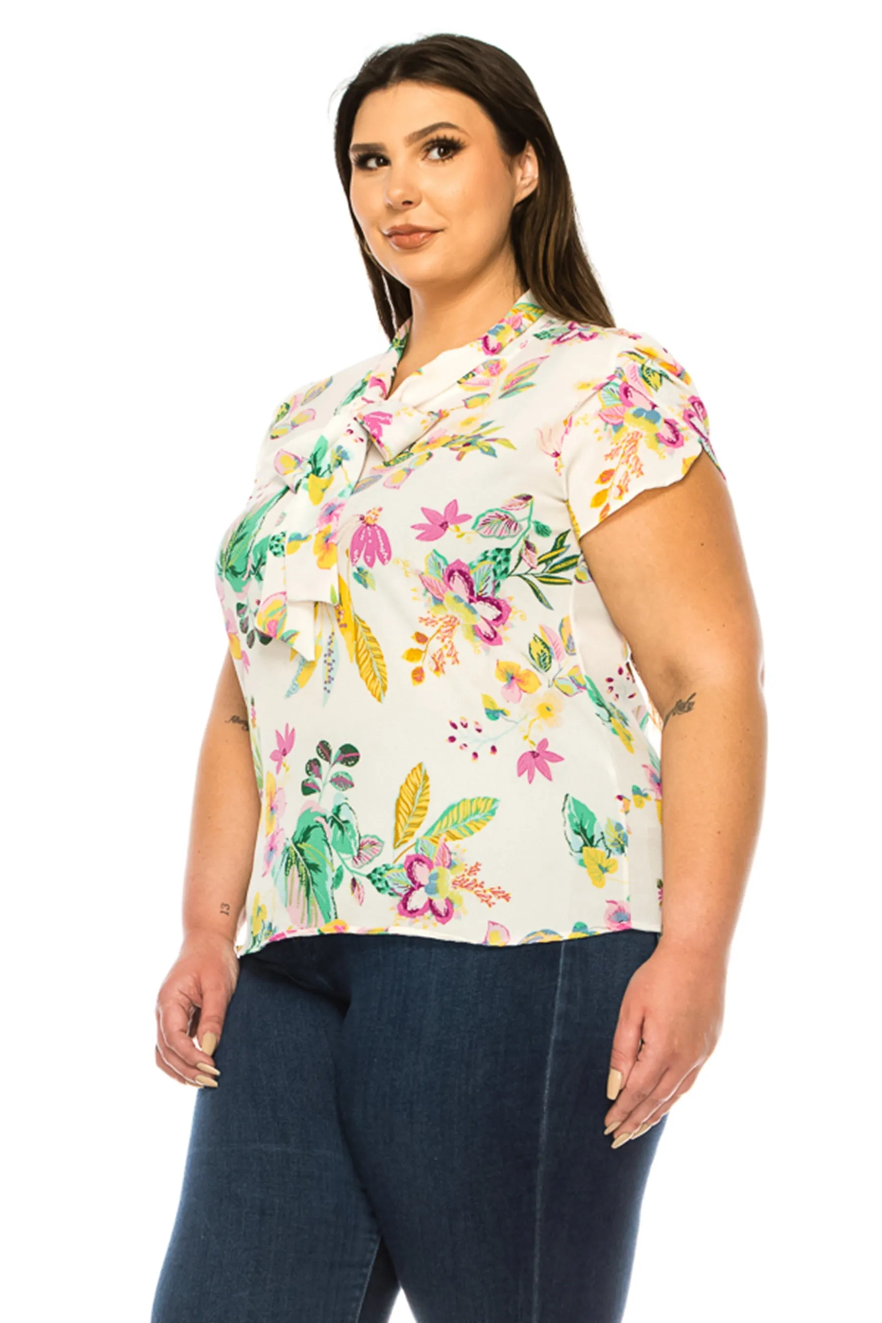 Women's Plus Size Floral Print Overlapping Short Sleeve Top with Front Tie Collar