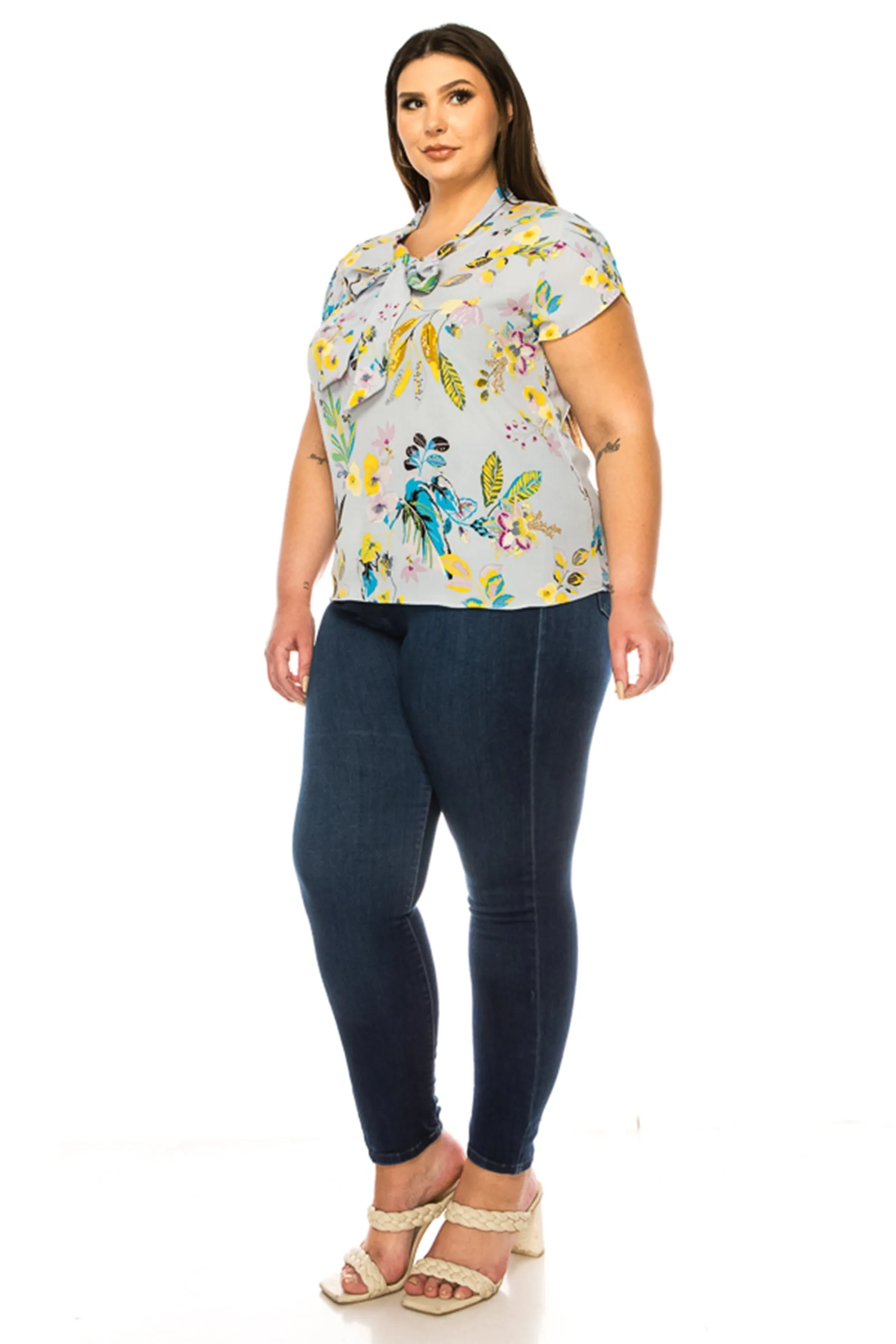 Women's Plus Size Floral Print Overlapping Short Sleeve Top with Front Tie Collar