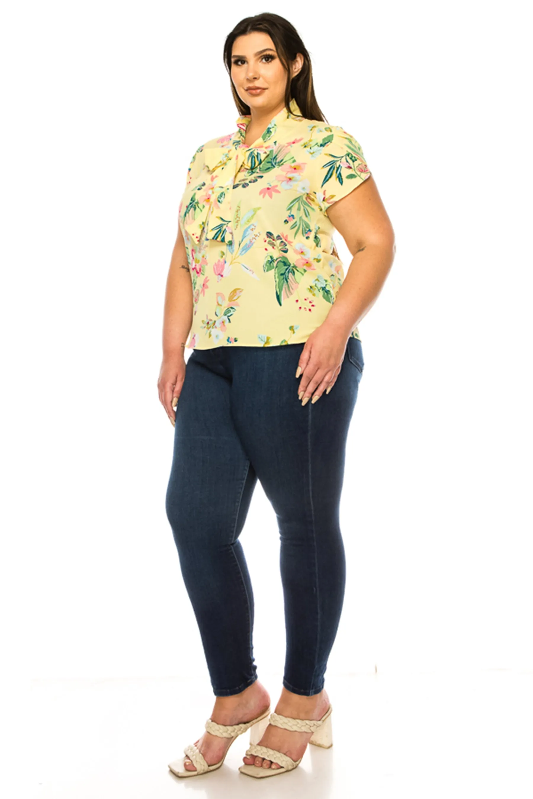 Women's Plus Size Floral Print Overlapping Short Sleeve Top with Front Tie Collar