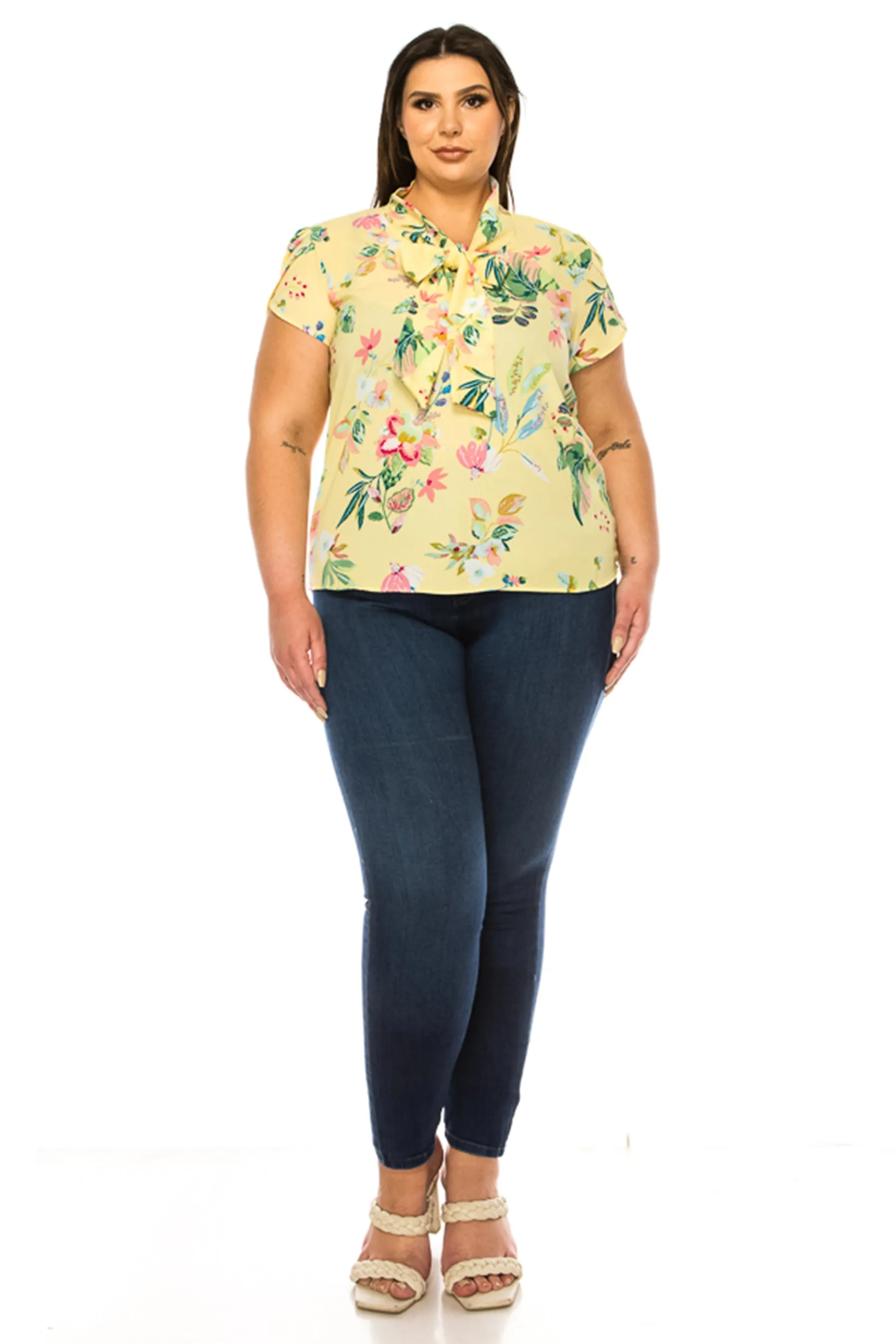 Women's Plus Size Floral Print Overlapping Short Sleeve Top with Front Tie Collar