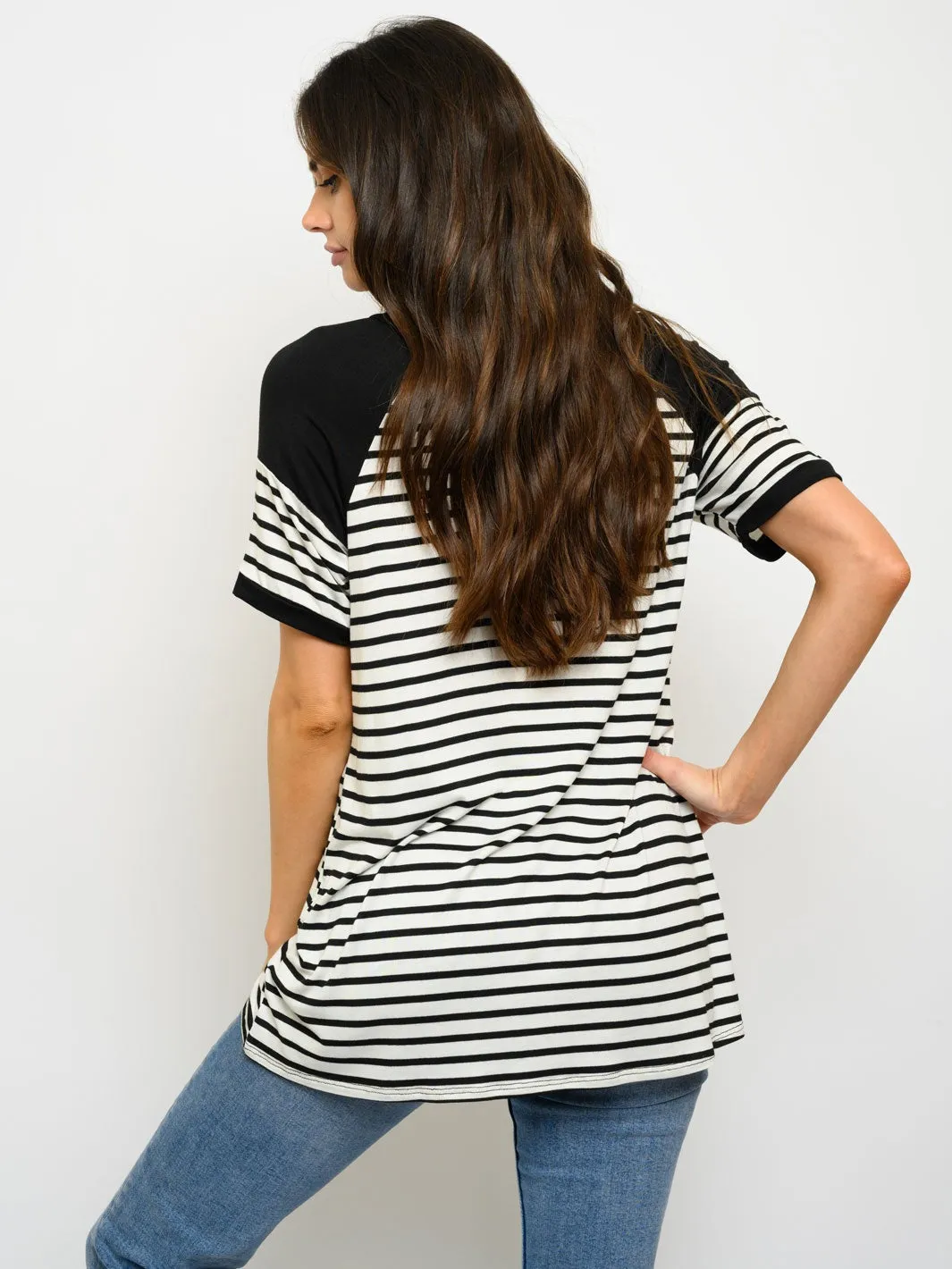 WOMEN'S SHORT SLEEVE V-NECK STRIPES TOP