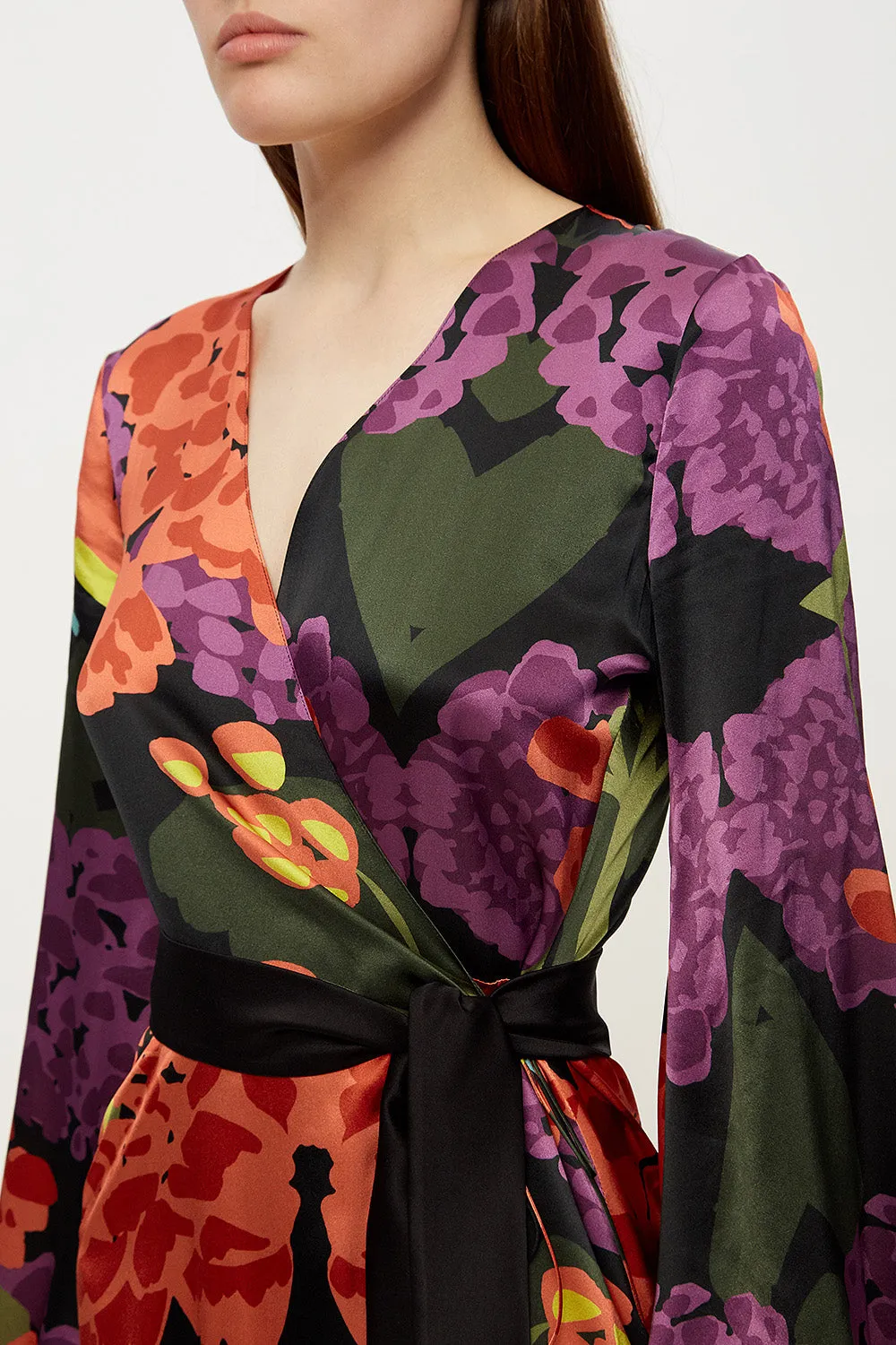 Wrap silk dress in Floral Black