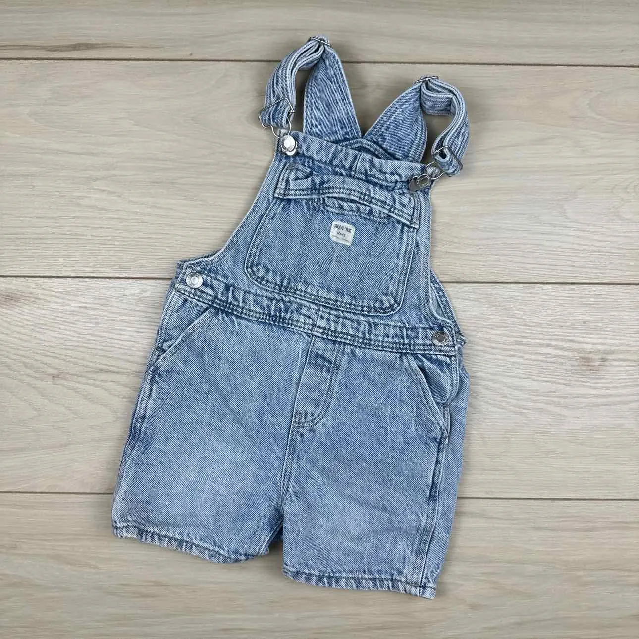 Zara SHORTALL