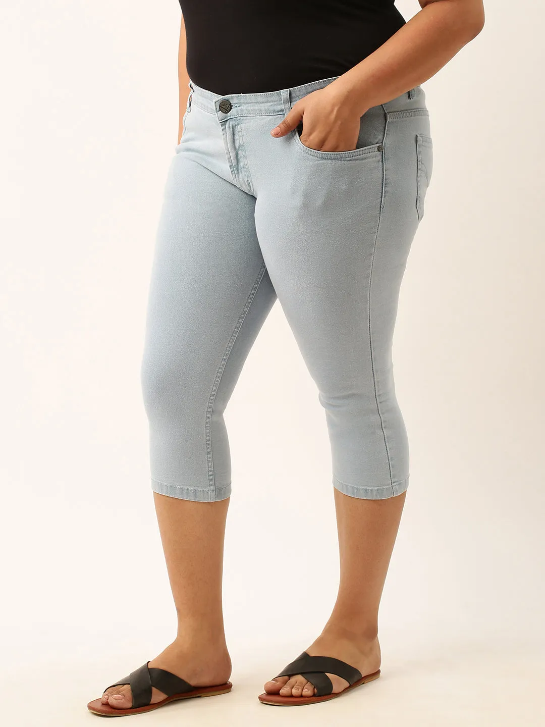 ZOLA Ice Blue Pencil Fit Culottes Length Denim Capris For Women