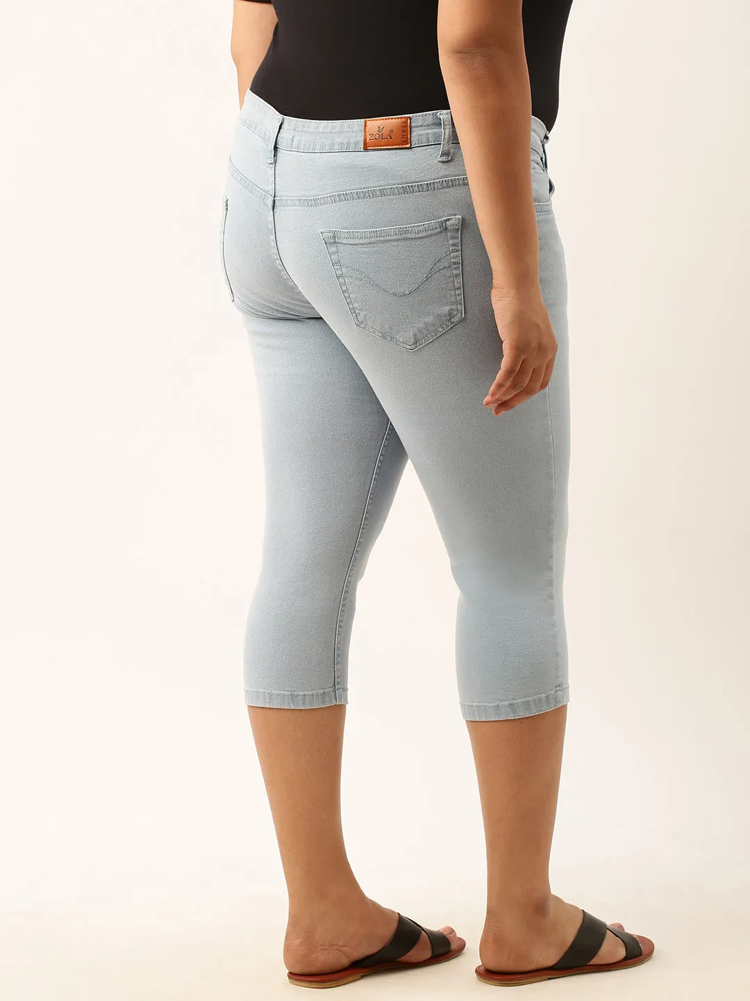 ZOLA Ice Blue Pencil Fit Culottes Length Denim Capris For Women