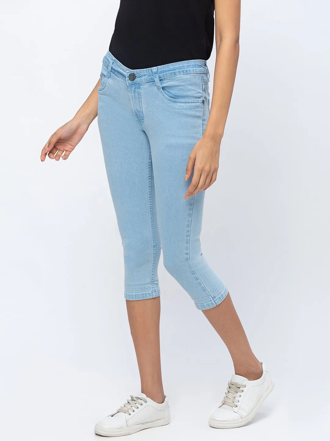 ZOLA Ice Blue Pencil Fit Culottes Length Denim Capris For Women